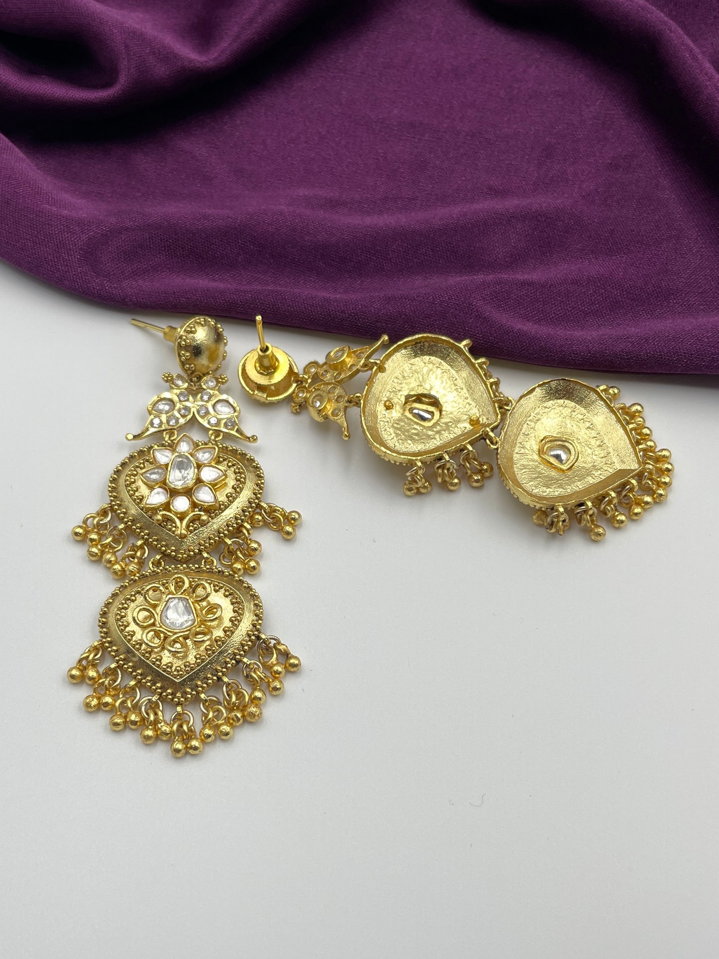 RAMYA WHITE POLKI EARRING