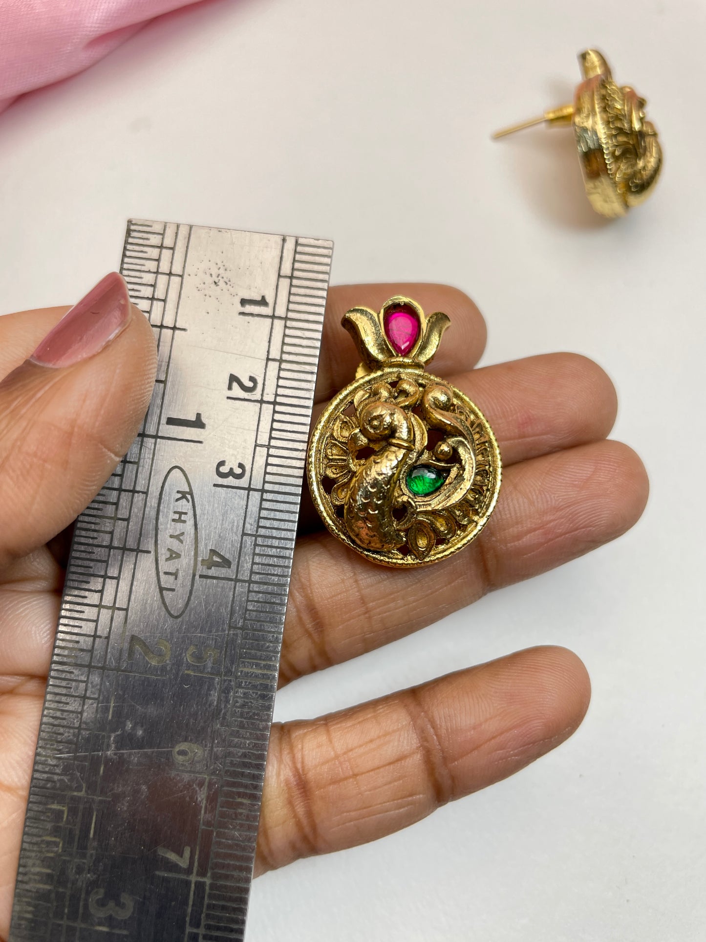 BAVANI POLKI STUD EARRING