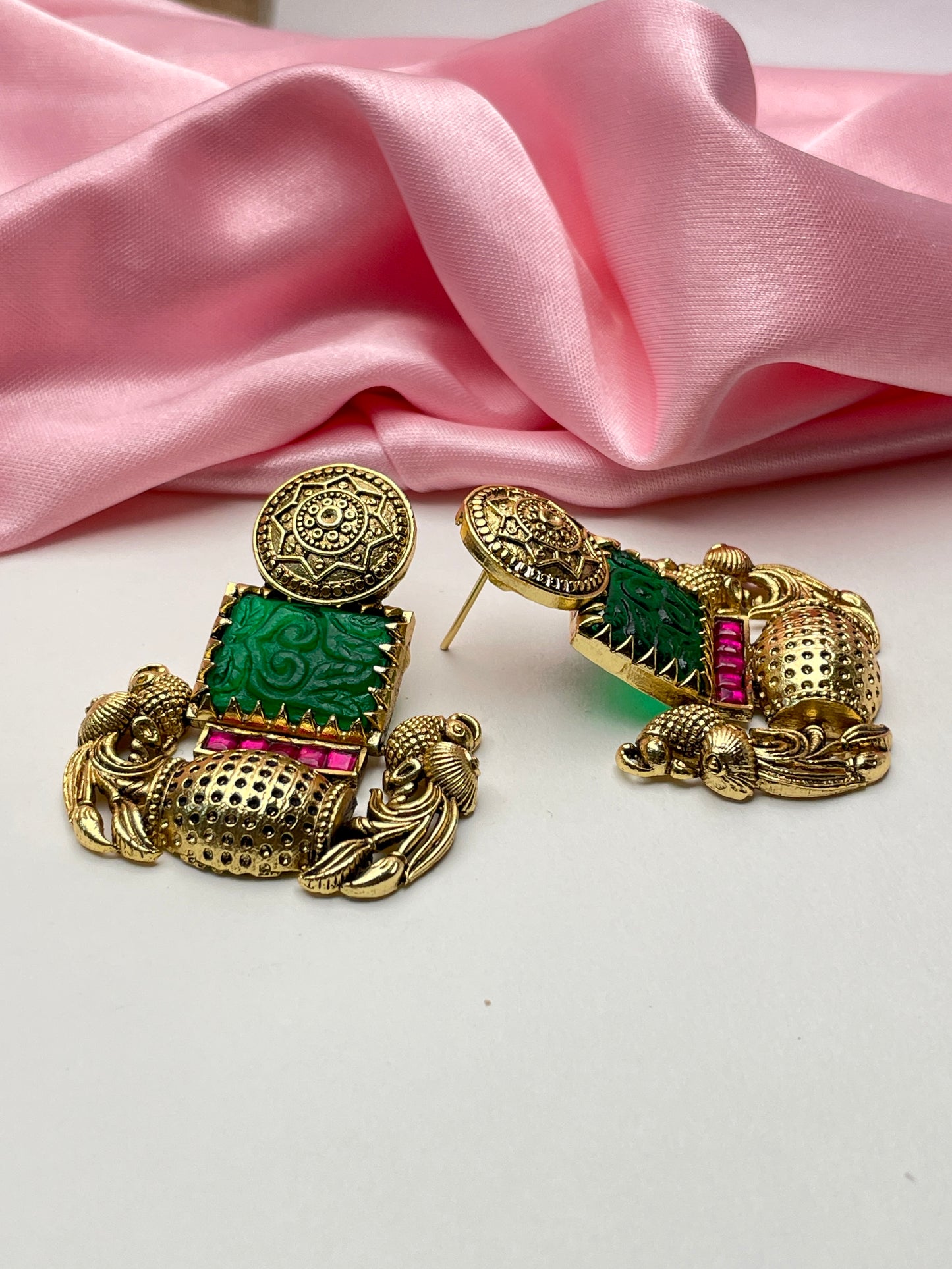 DAKSHA POLKI EARRING