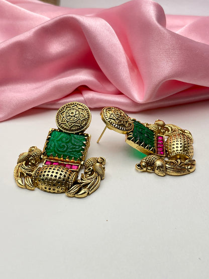 DAKSHA POLKI EARRING