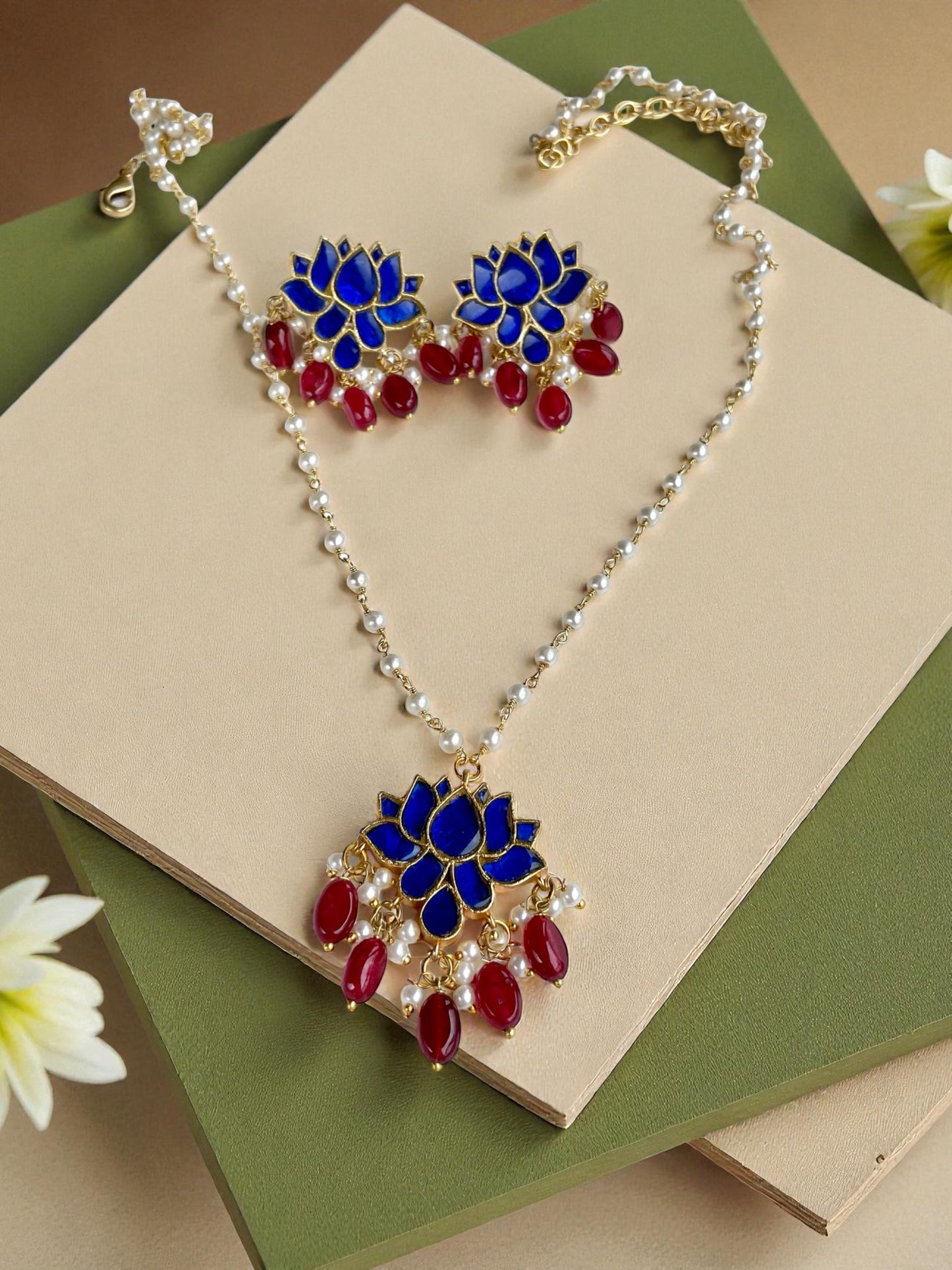 Kamala blue Necklace Set