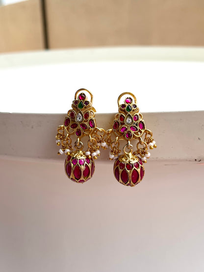Mahathi Earring