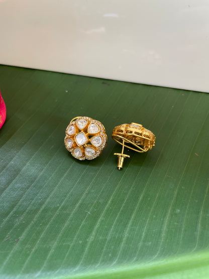 BHUVAANA POLKI STUD EARRING