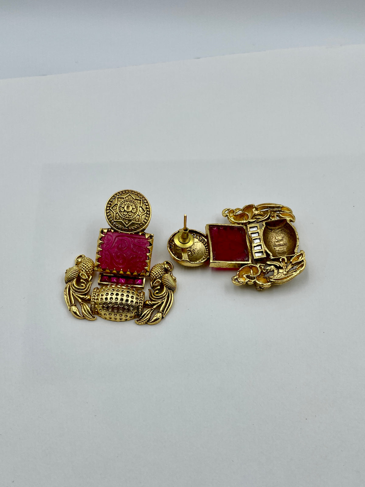 DAKSHA RED POLKI EARRING