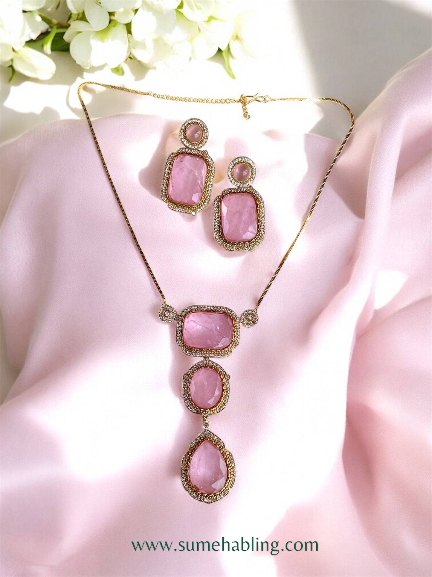 GIYA BABY PINK NECKLACE SET