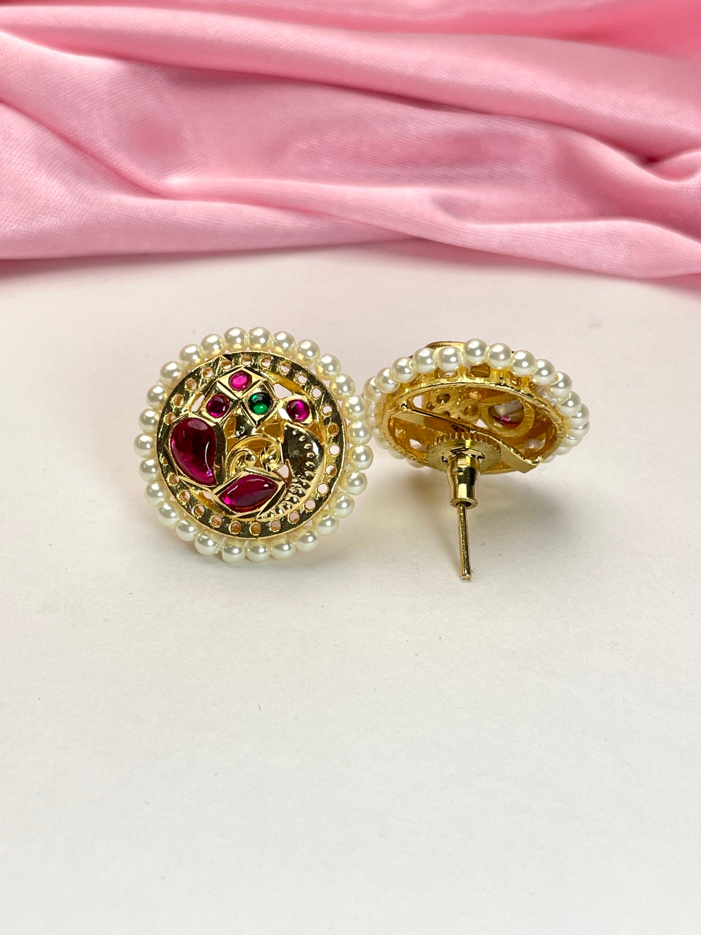 BANU POLKI STUD EARRING