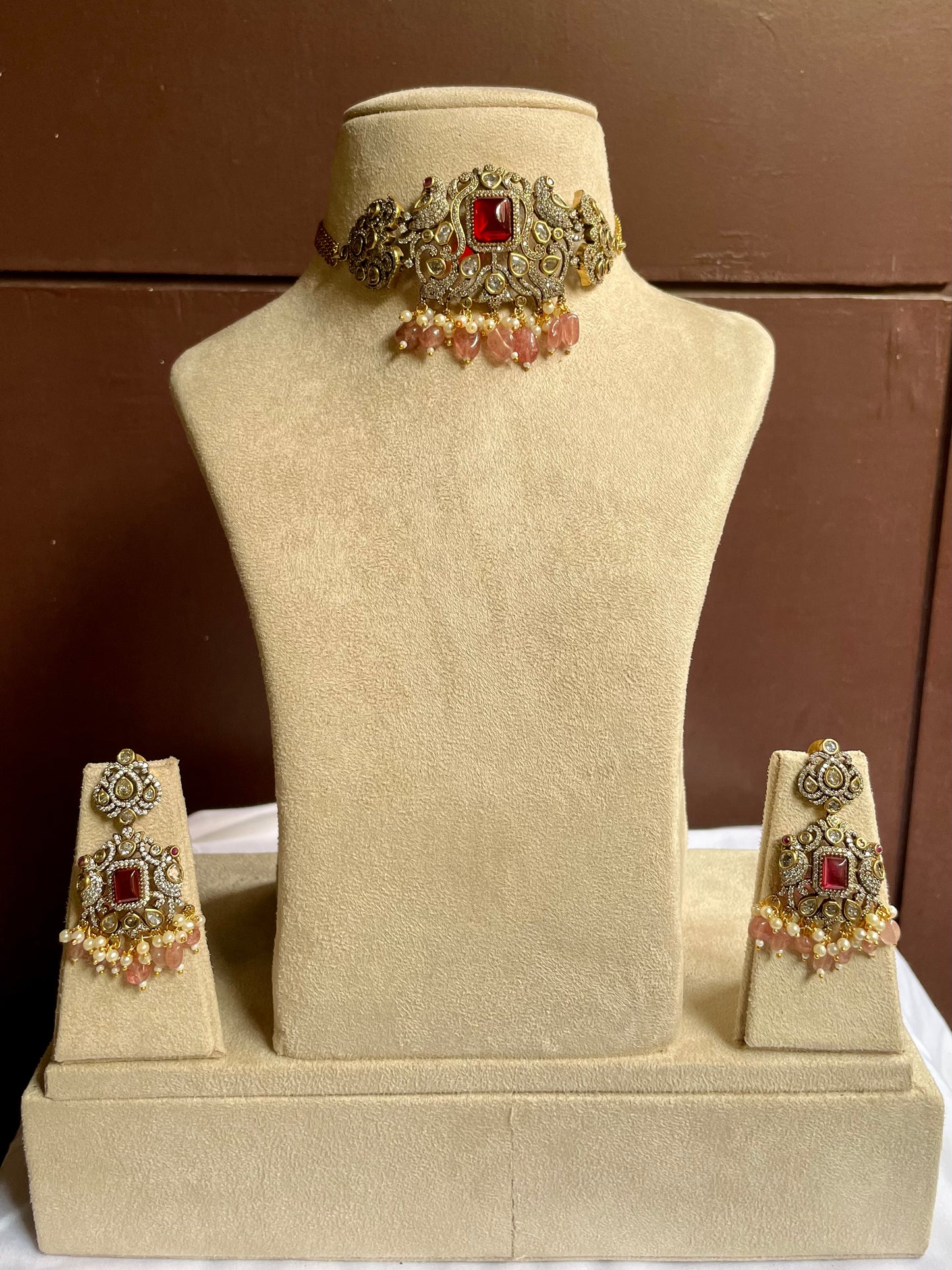 Nidhi Choker Necklace Set