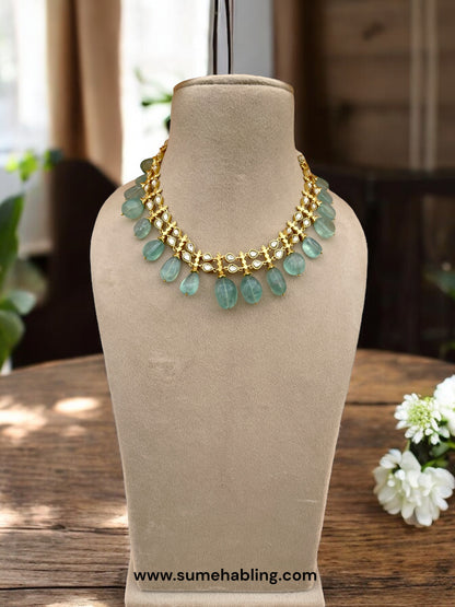 Triaha collar Necklace