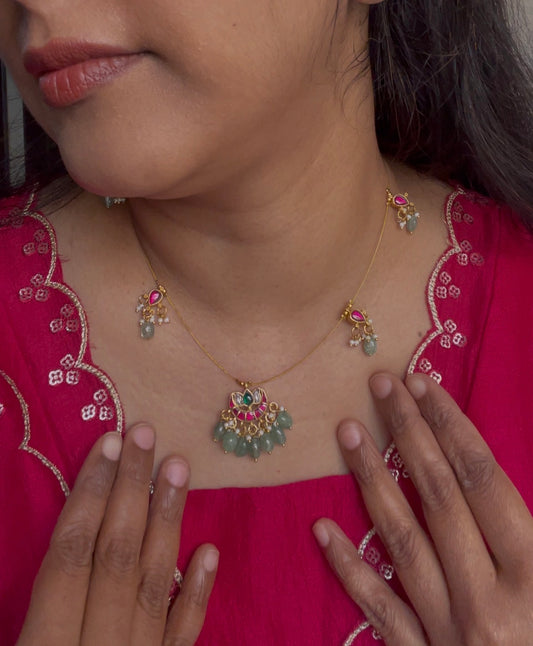 VINAYA PINK PENDENT NECKLACE