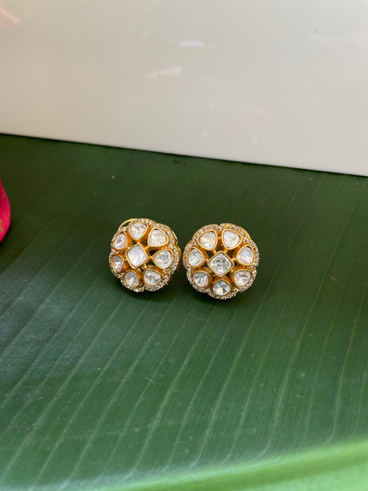 BHUVAANA POLKI STUD EARRING