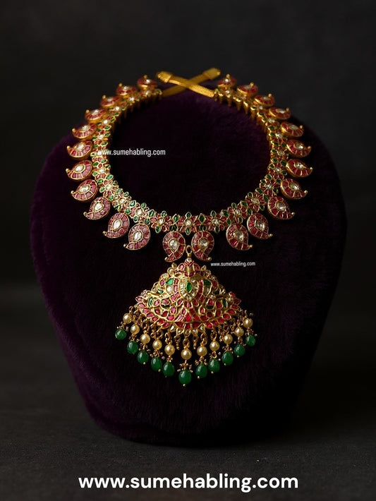 Aarvi Long Necklace
