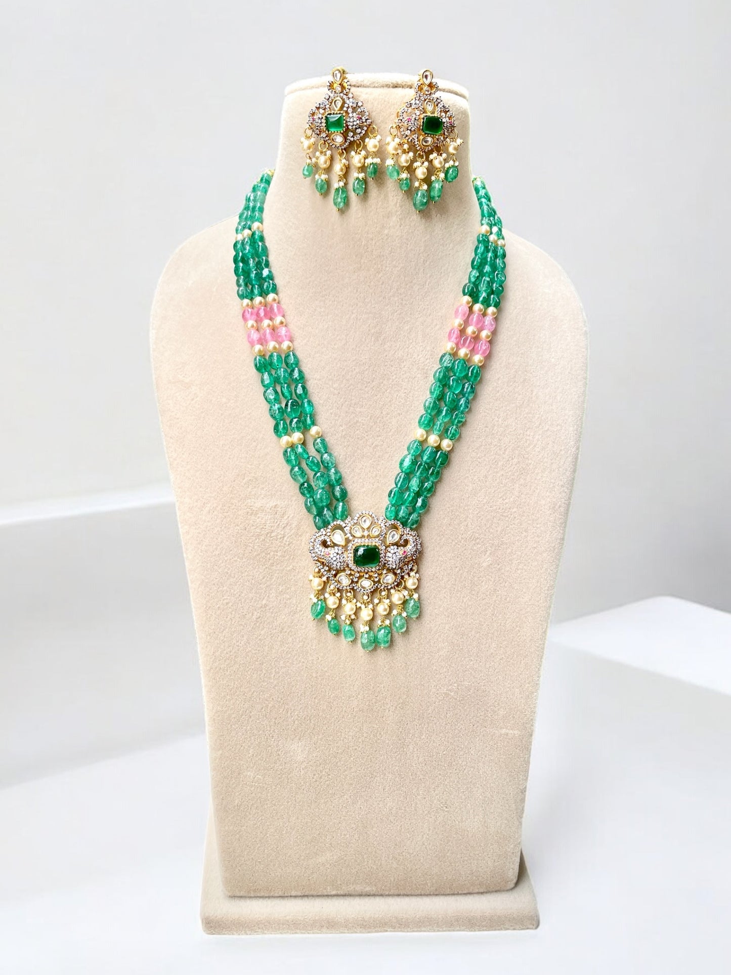 Mahuva Victorian Long Necklace set