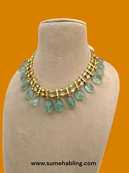 Triaha collar Necklace