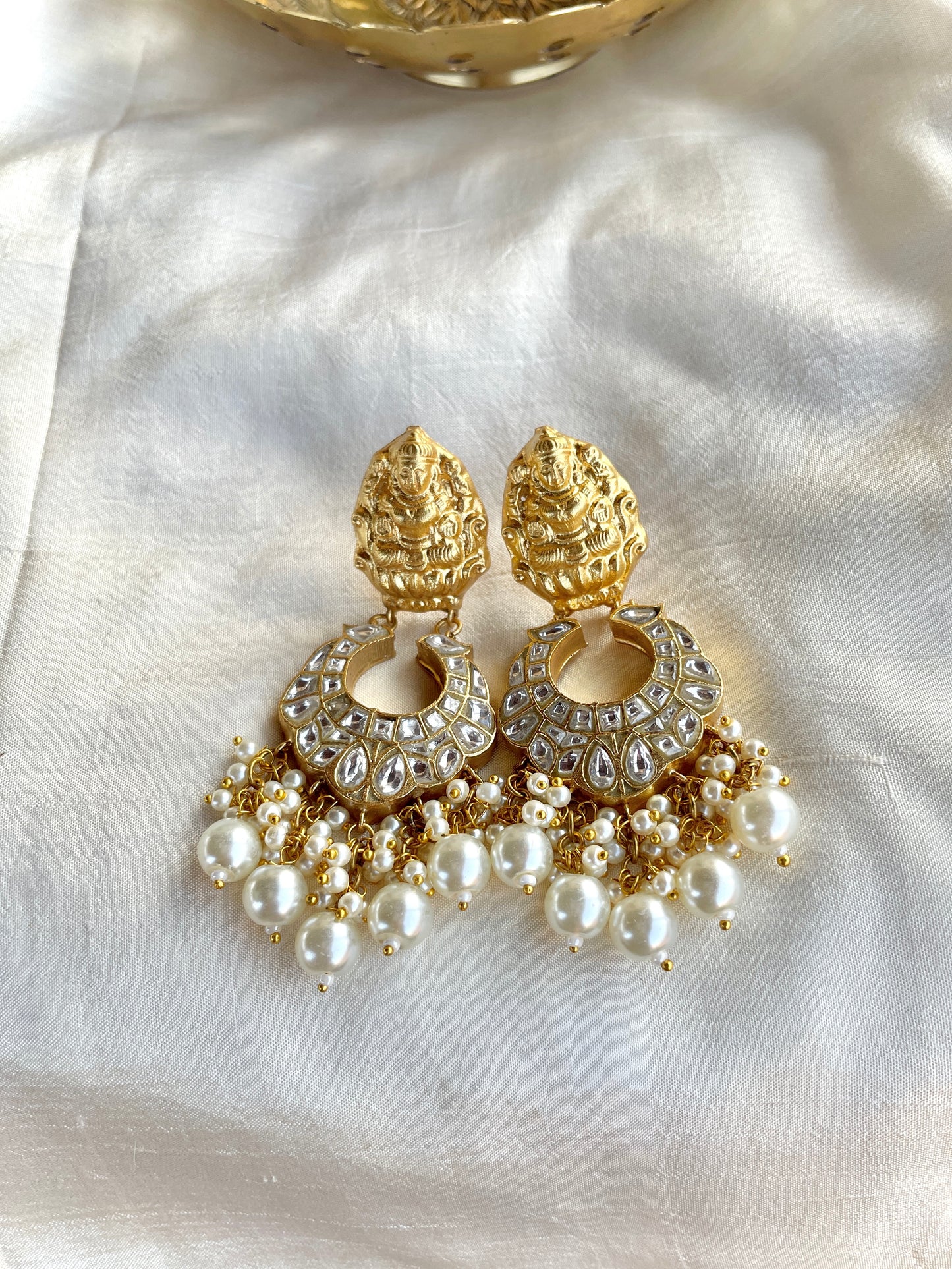 Aamrapali Chandbali Earrings