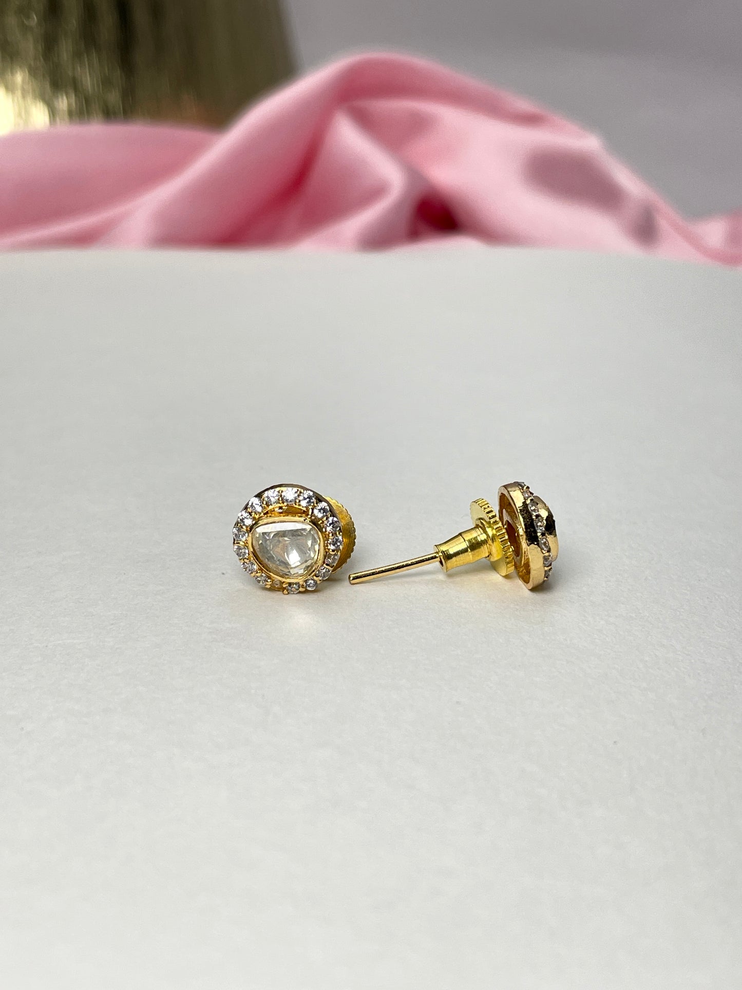BHUVI POLKI STUD EARRING