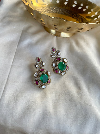 KALI GREEN NECKLACE SET