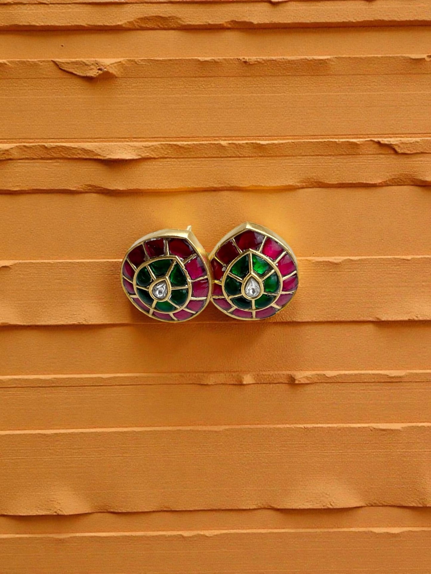 TARA COLLAR NECKLACE