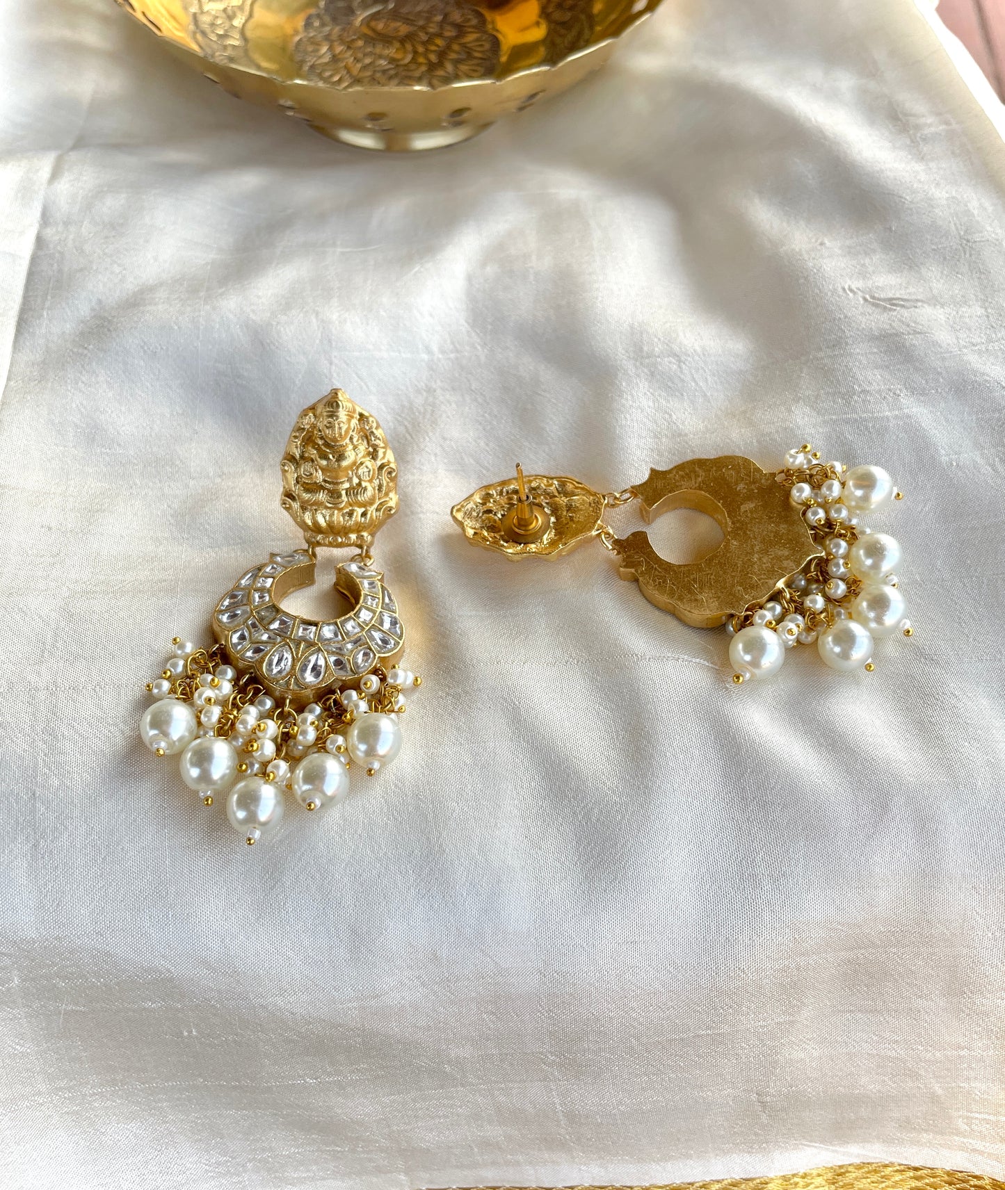 Aamrapali Chandbali Earrings