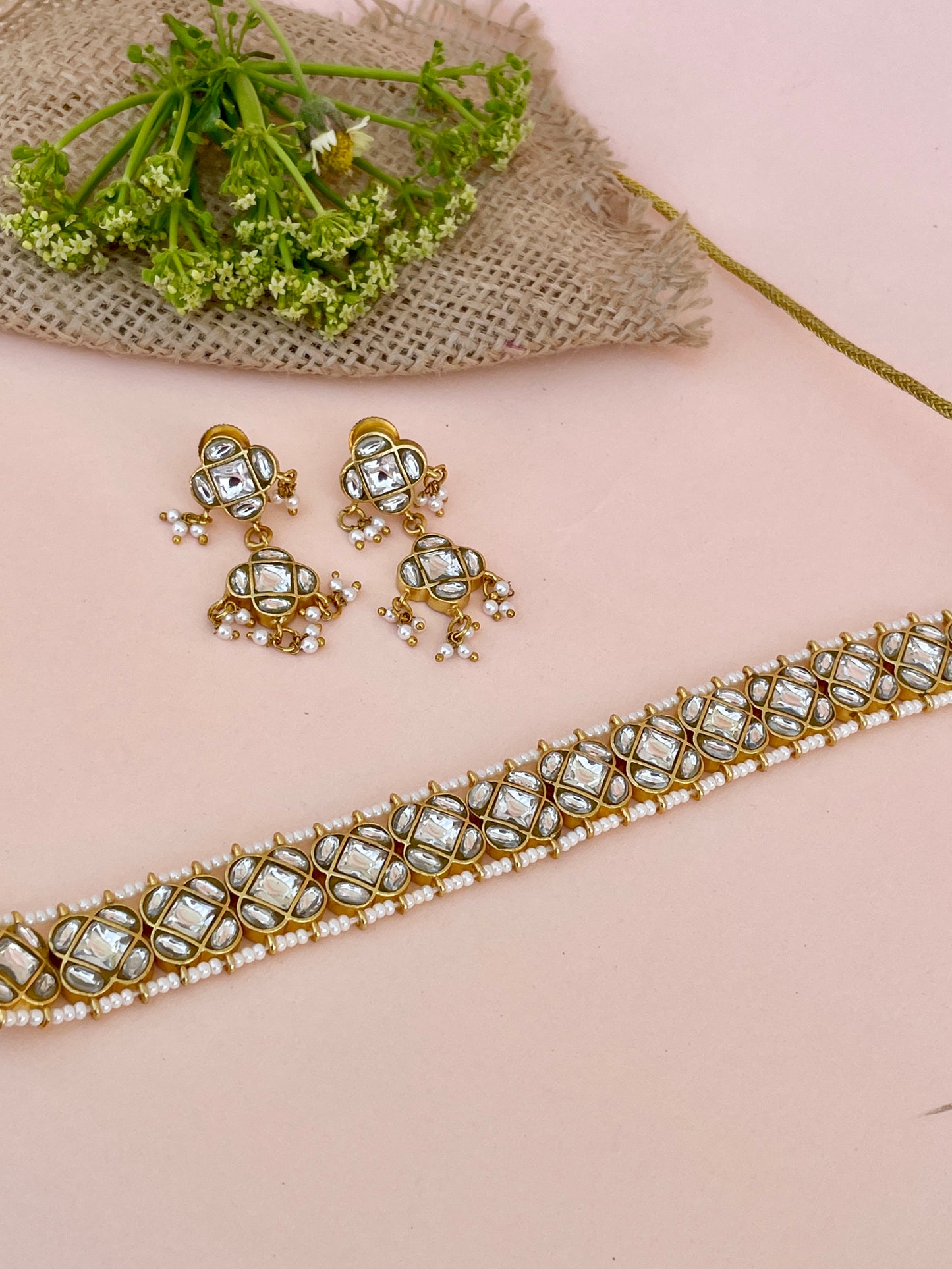 Takshvi Choker Set