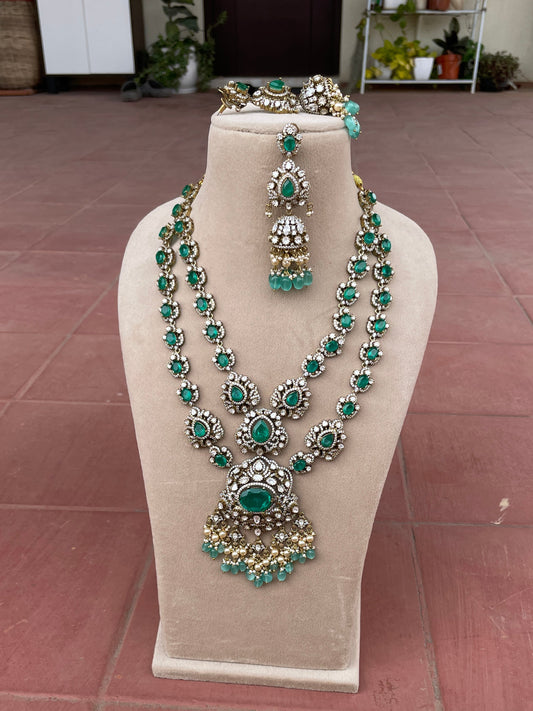 Viya Sea Green Necklace Set