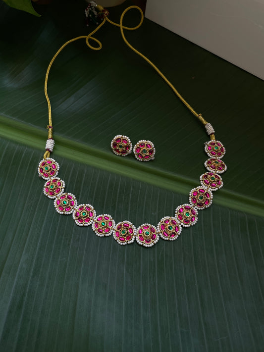 Subhi Choker Set