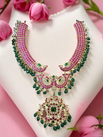AADHYA PINK COLLAR NECKLACE