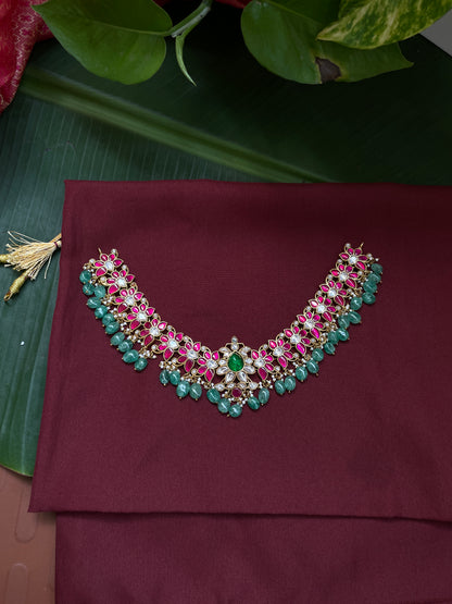 Maavi Choker Necklace