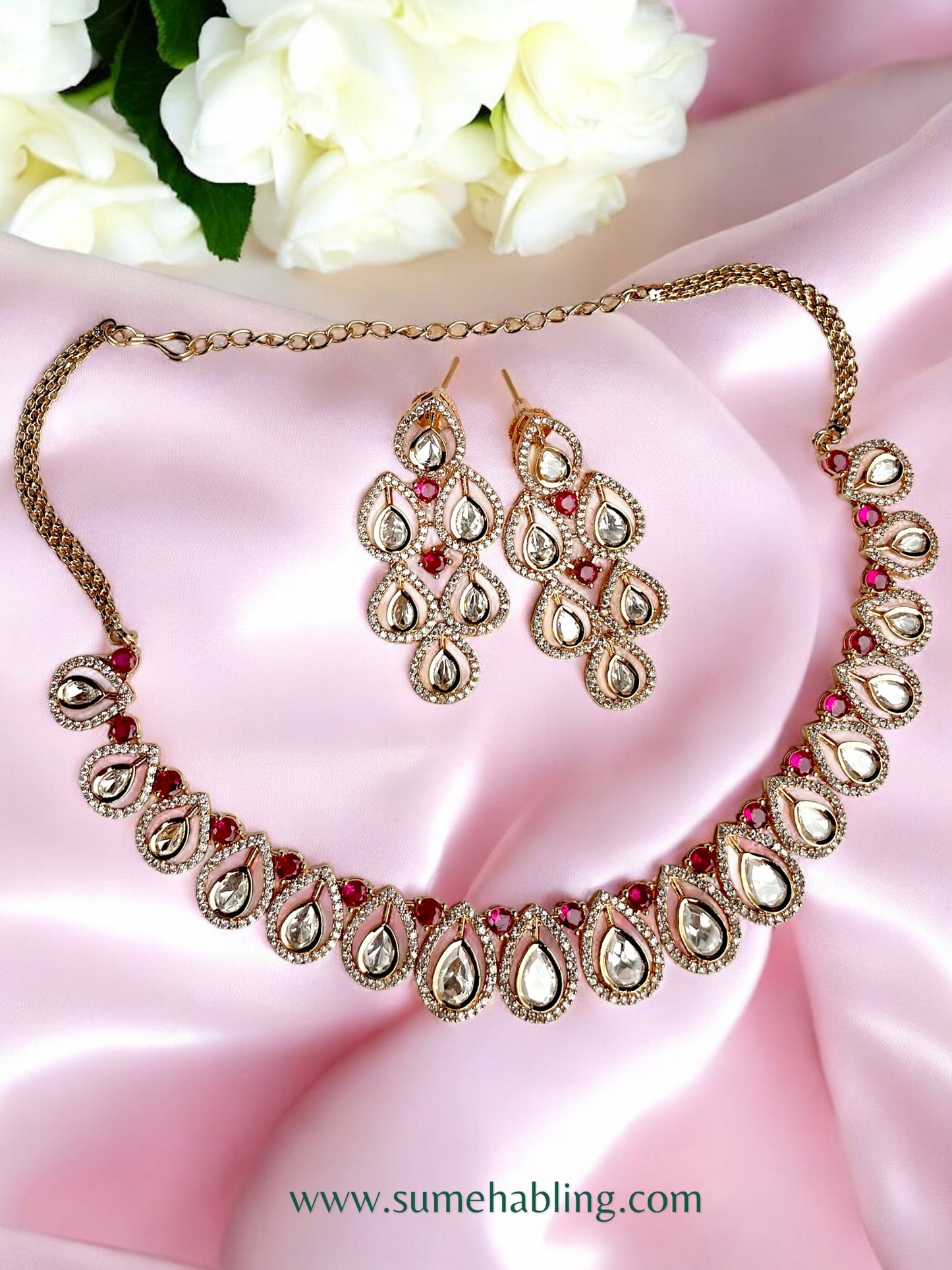 Saroja Moissannite Necklace Set