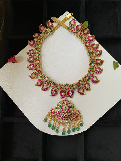 Aarvi Long Necklace