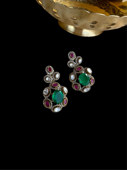 KALI GREEN NECKLACE SET