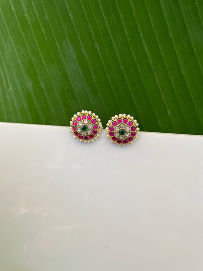 GOPI JADAU STUD EARRING