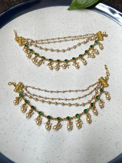 MOHA  EAR-CHAIN