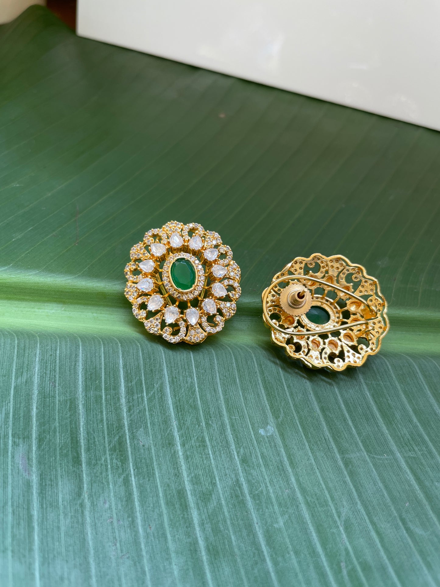 CHAND MOISSANITE STUD EARRING