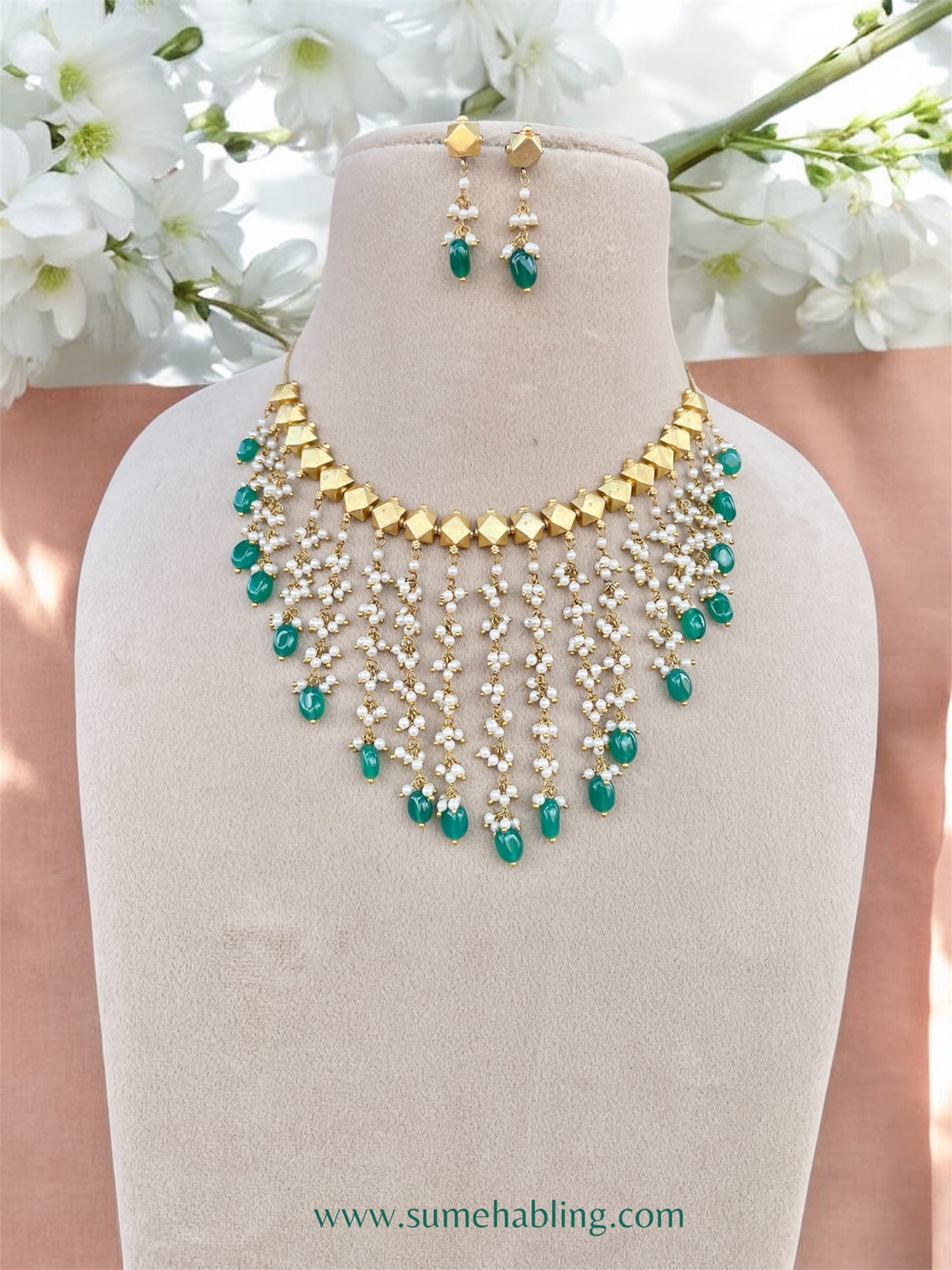 Mrunal Choker Necklce set