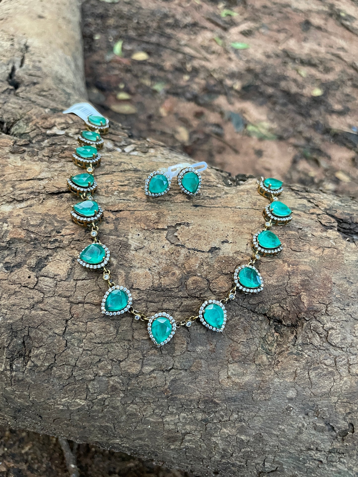 GIYA GREEN JEWELLERY SET