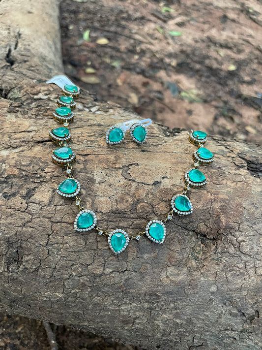 GIYA GREEN JEWELLERY SET