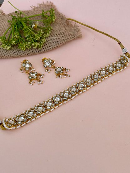 Takshvi Choker Set