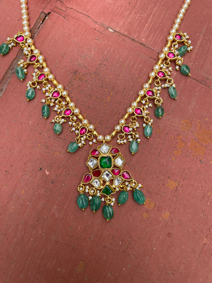 Priyaka Necklace