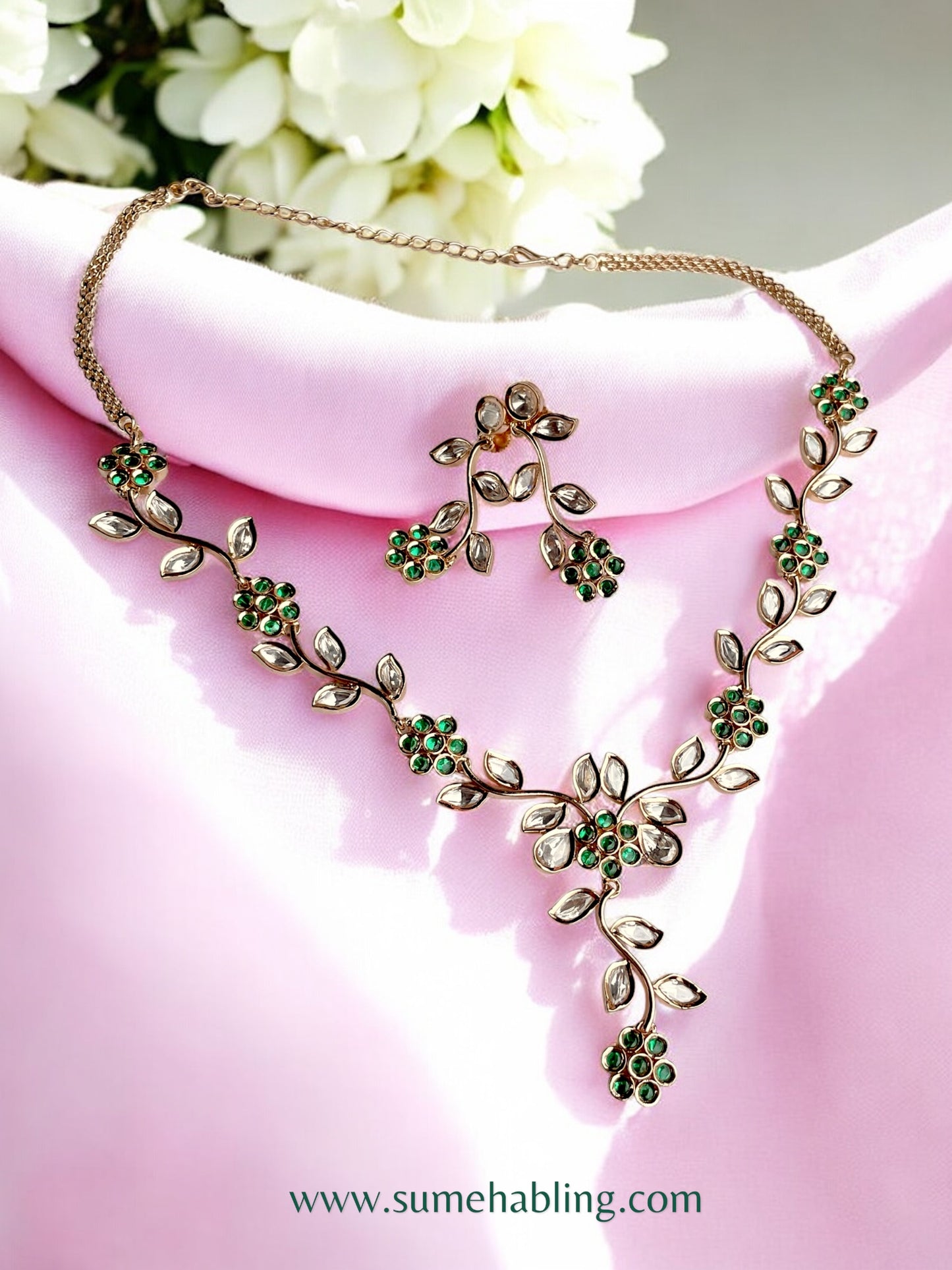 Kusuma Moissannite Necklace Set