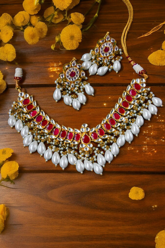 Ruchi Necklace Set