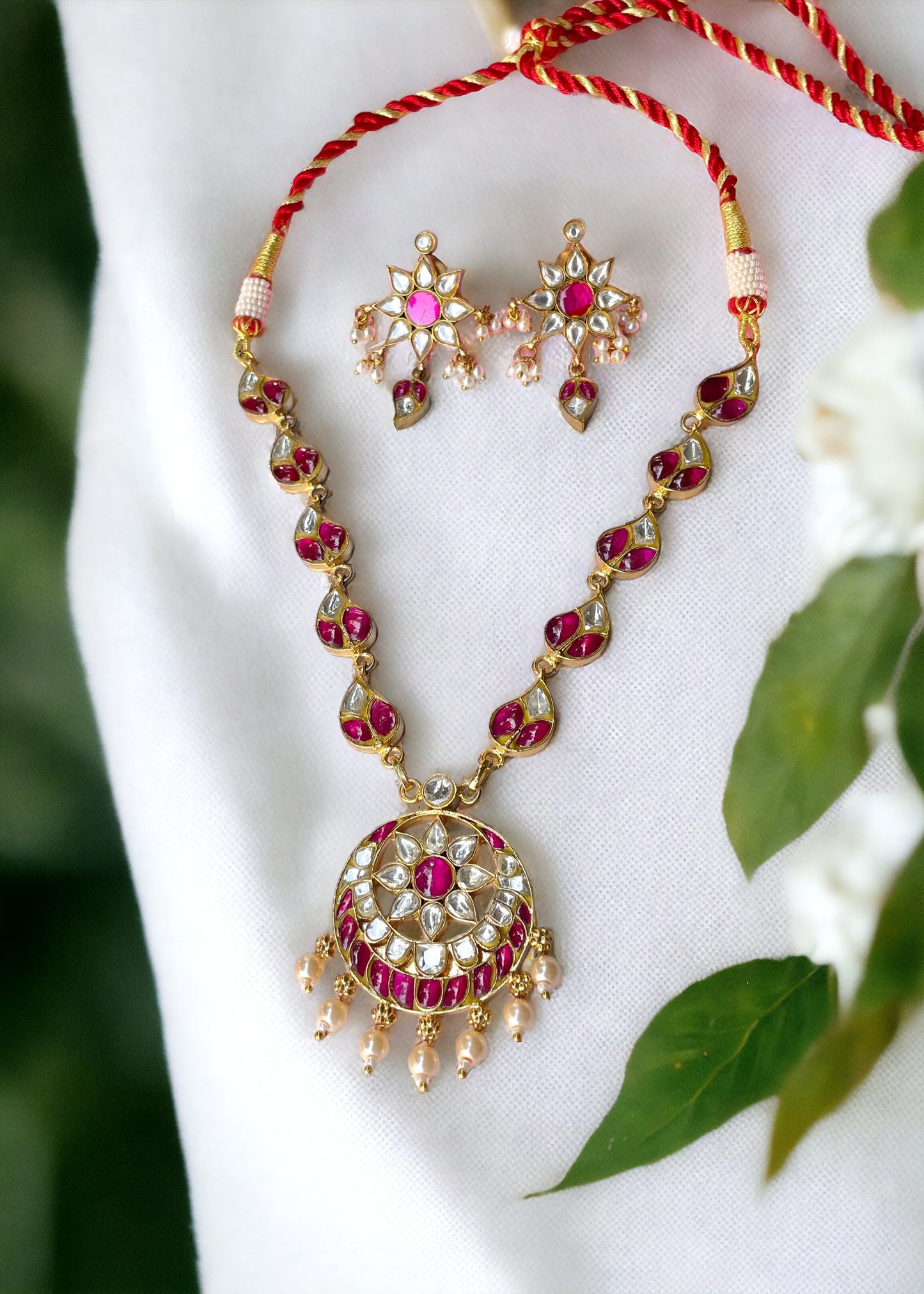 Viha Pink Necklace Set