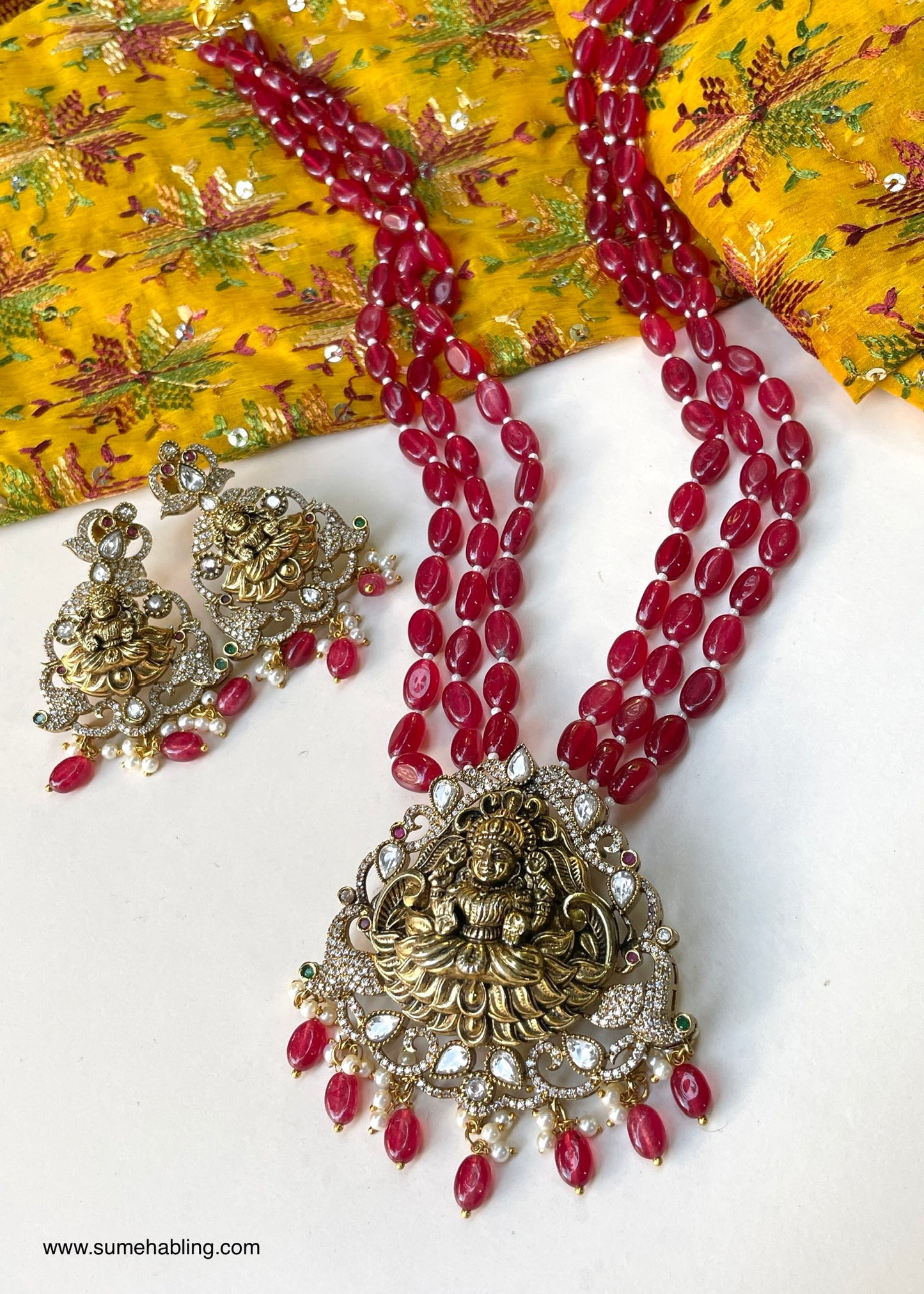 Red Victorian Long Necklace set