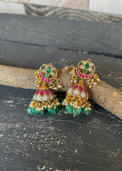 Aarna Jhumki Earring