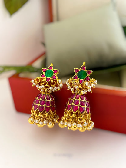 Harvi Jhumki Earring