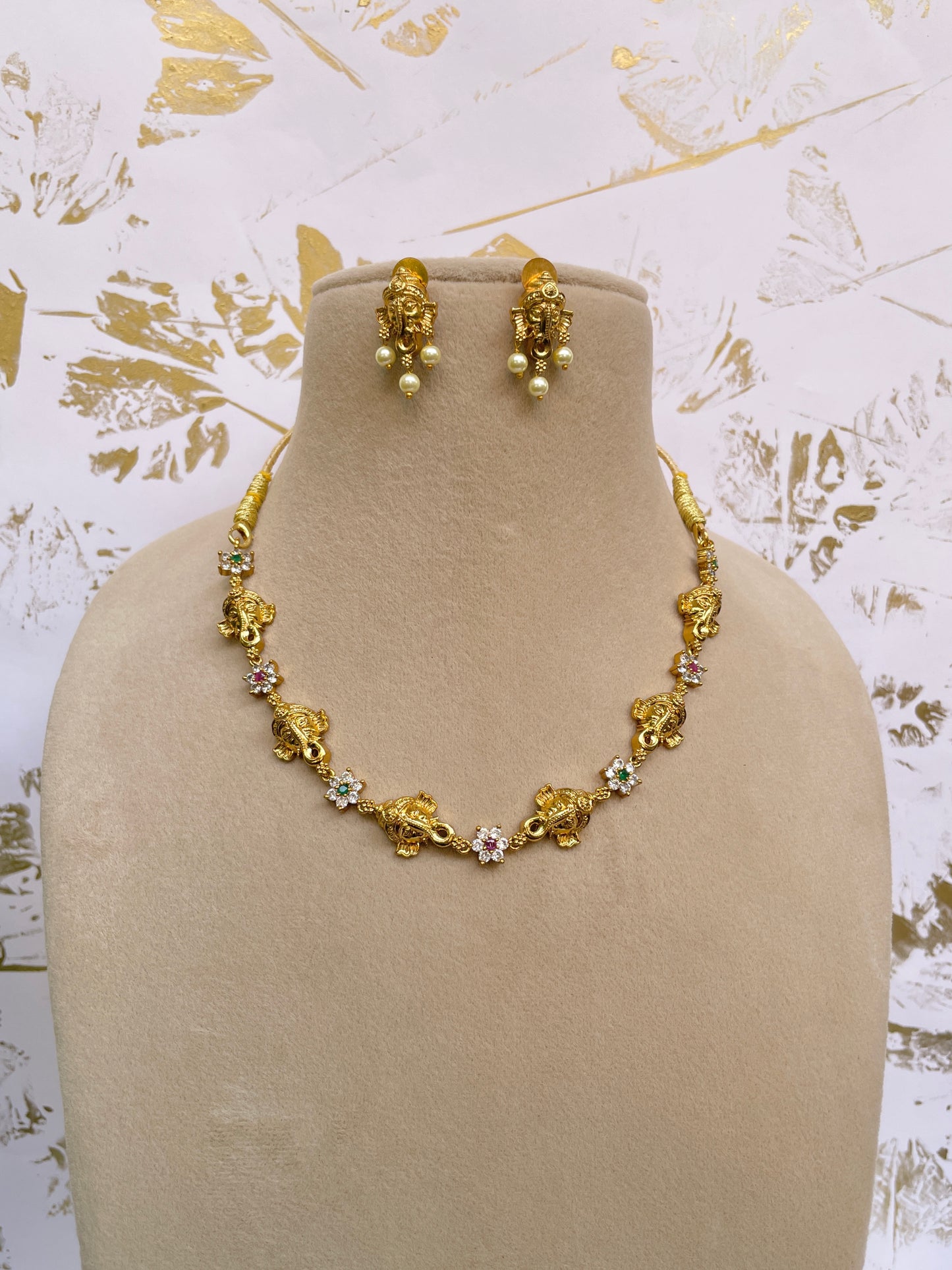 Gajamukha Victorian Necklace Set