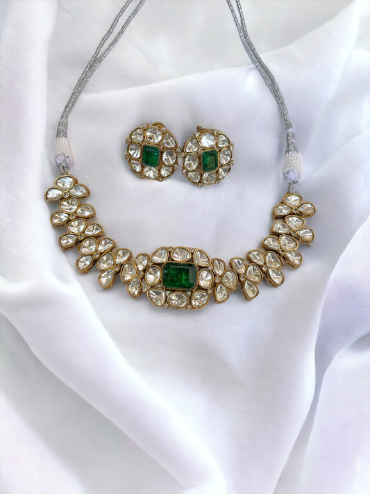 Samaira Choker Set