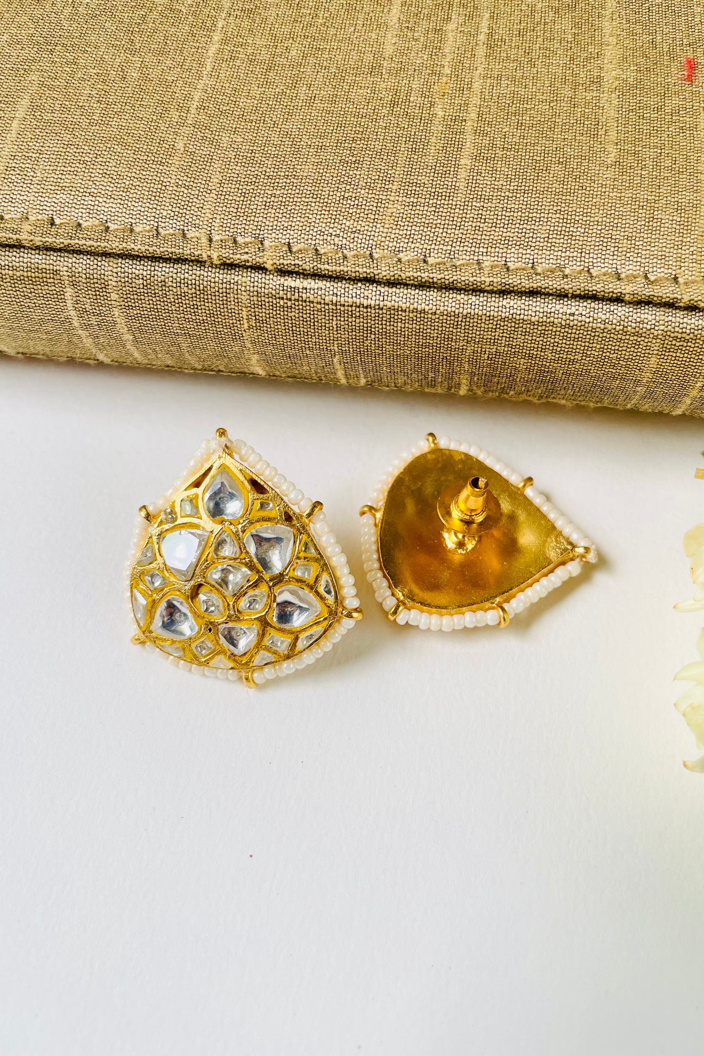 Varda Stud Earring